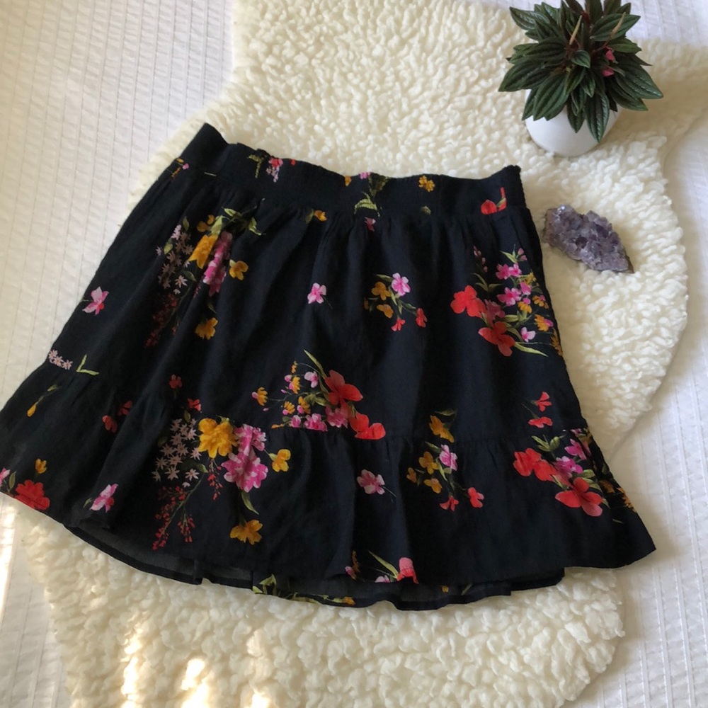 Floral skater skirt 🌸